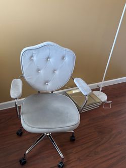 Desk chair