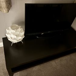 Low Profile TV stand
