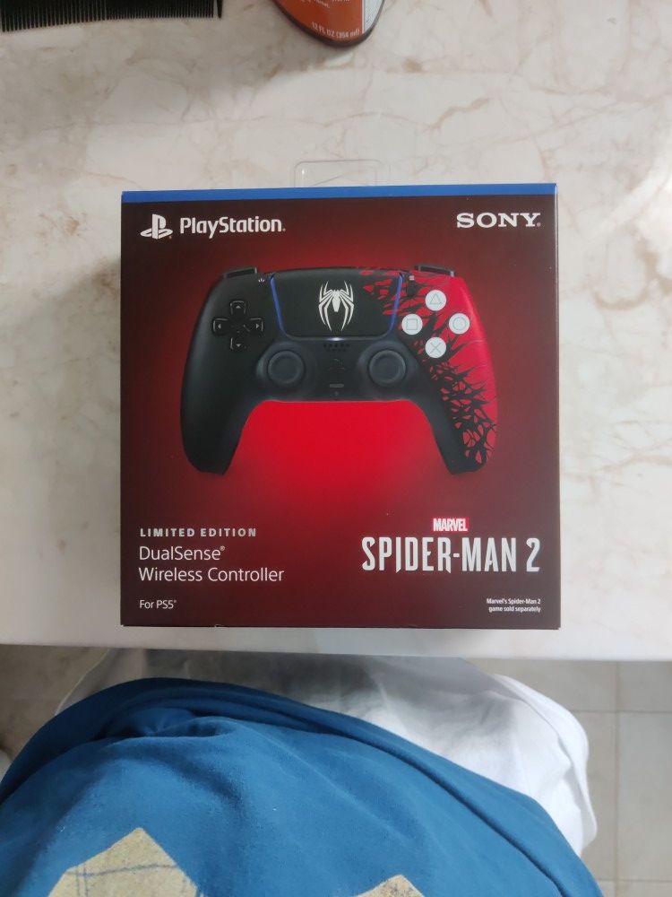 PS5 - Dualsense Spiderman 2 Edition SEALED