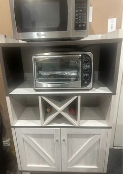 Moving sale