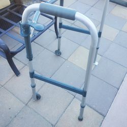 walker medical INVACARE