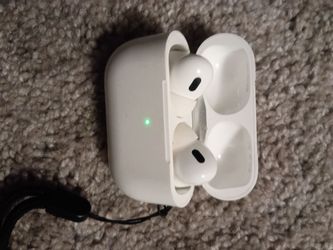 Apple AirPods Pro with Charging Case