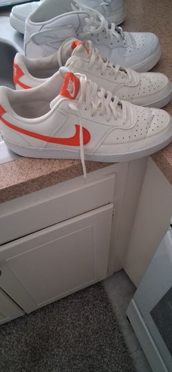 Nikes size 12 both for 50$
