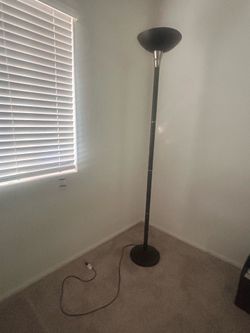 Floor lamp