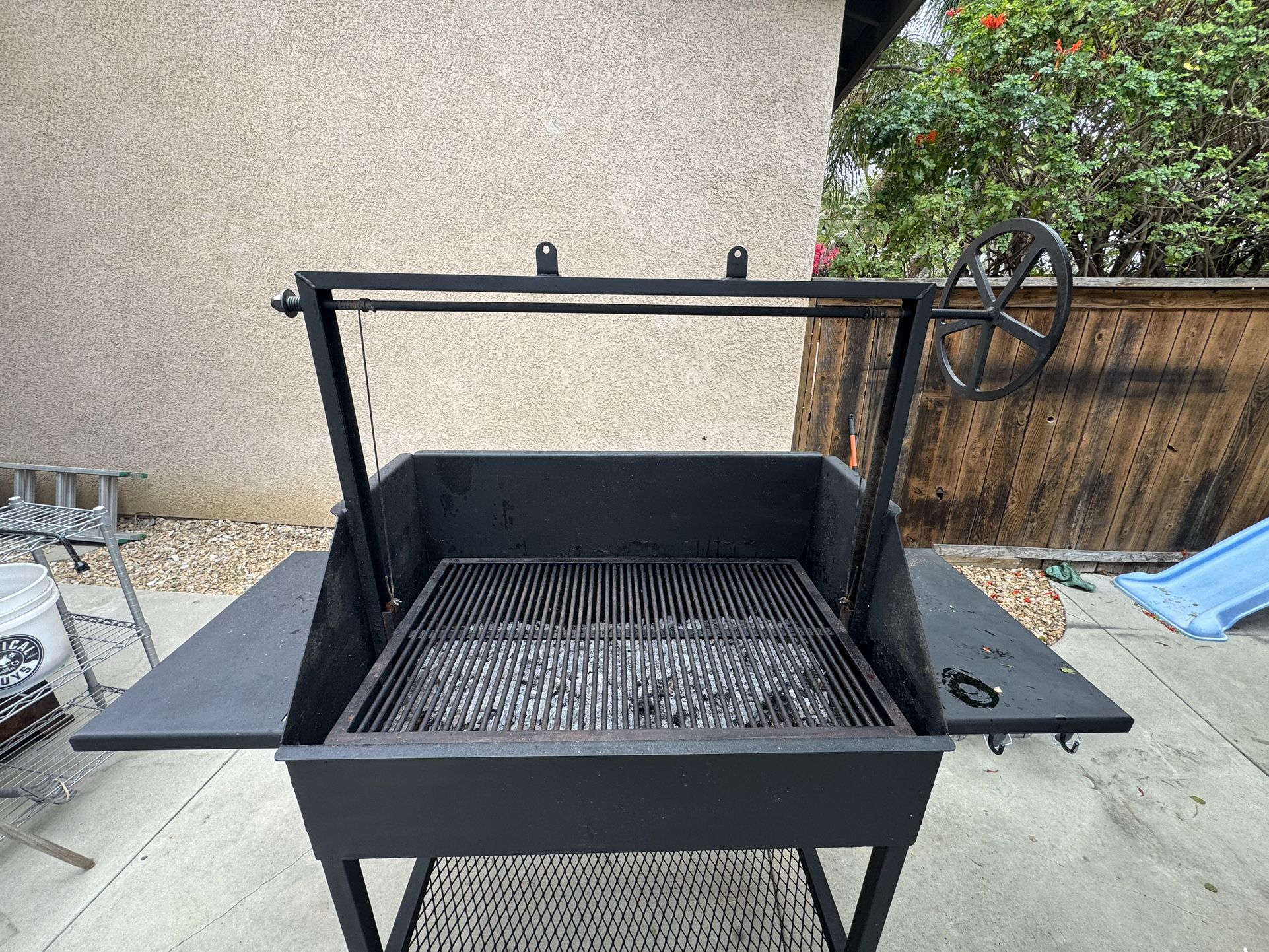 Santa Maria BBQ W/ UV-Waterproof  Cover