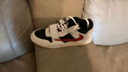 Travis Scott x Jordan jump man