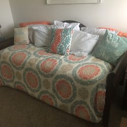 Trundle Day Bed 2 Twin Mattress Wood Daybed Trundlebed