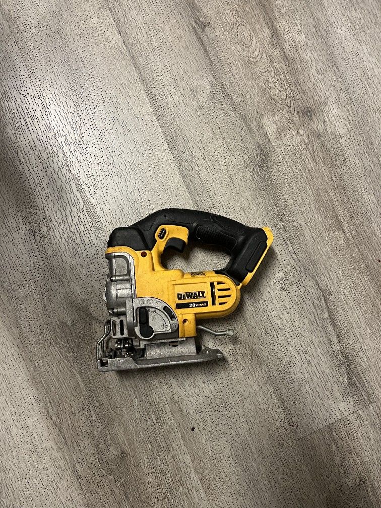 Dewalt 20v Jig Saw $90 Firme Precio Tool Only No Bateria