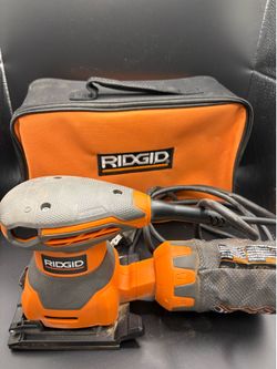 Ridgid R2501 1/4 Sheet Sander