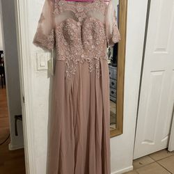New Dress For Event  Size 8 Pretty 