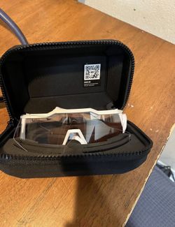 100% glasses