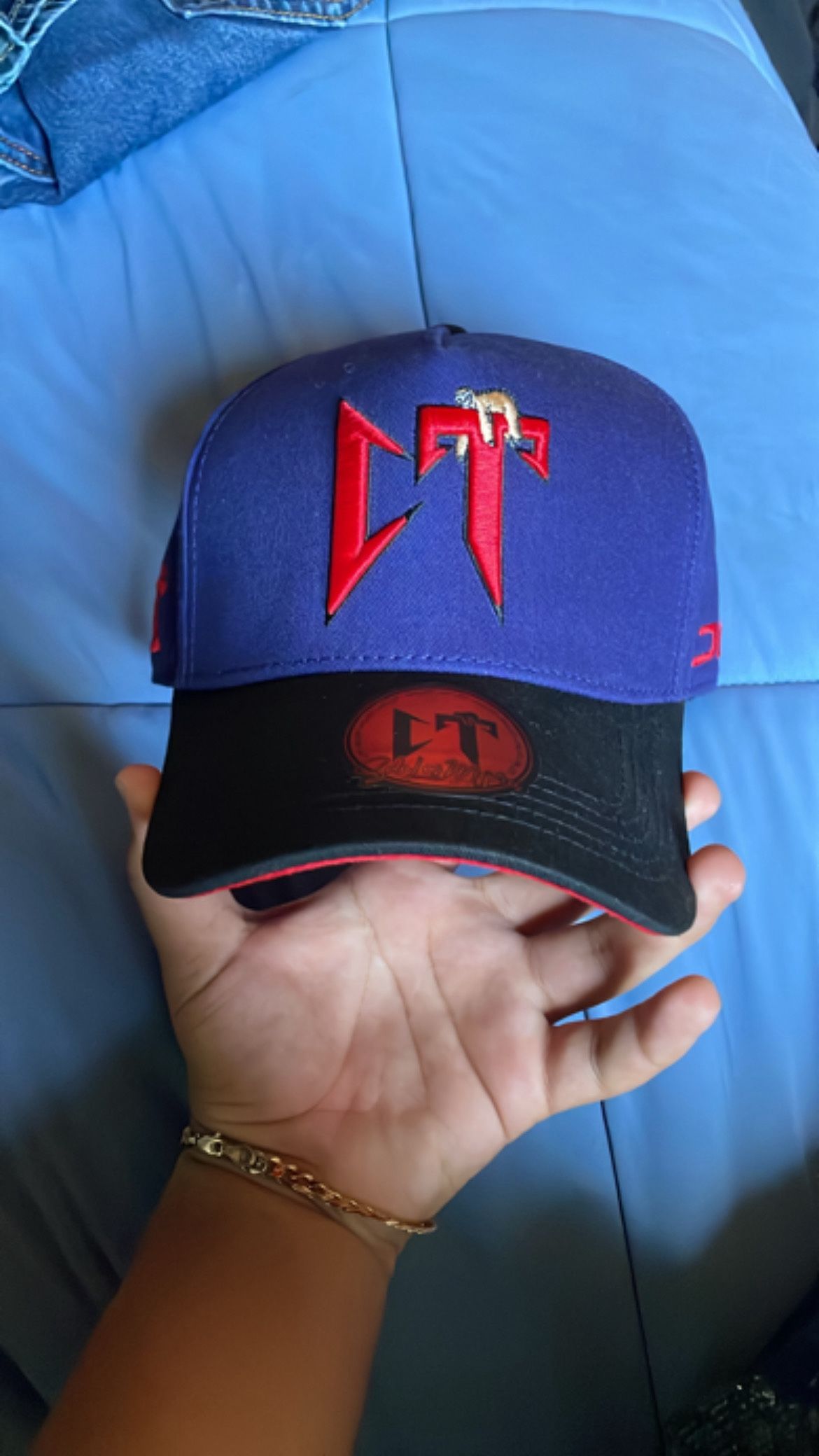 JC hat CT natanael cano