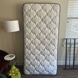 Twin XL Mattress (with bed frame)