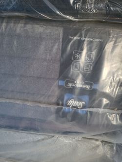 New Queen Size SEALY POSTERPEDIC MATTRESS