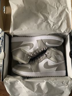 Jordan 1 Mid Linen