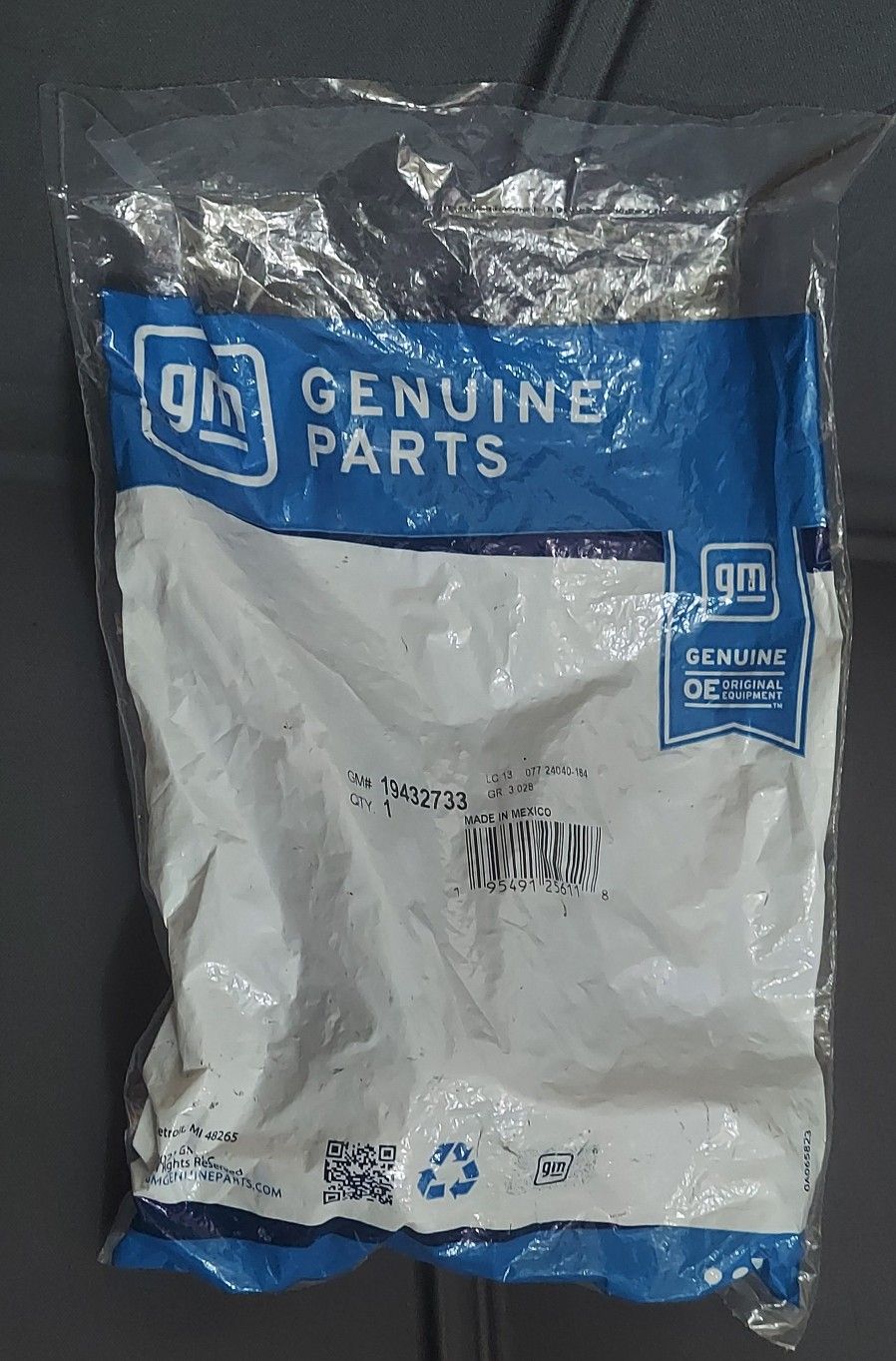 GM Genuine Parts 1(contact info removed) Fuel Tank Filler Cap