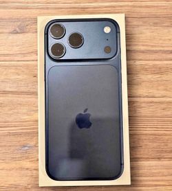 iPhone 17 Pro Max 256GB Unlocked | FlexEmarket Hot Deal