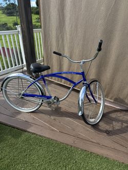 SCHWINN CLASSIC BEACH CRUISER, BICYCLE