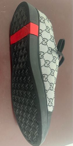 Gucci tennis shoe