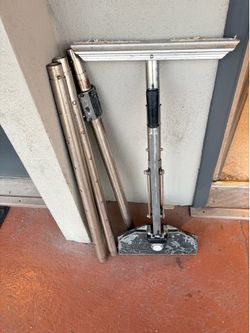 Crain carpet power strecher