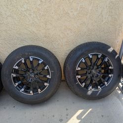 255/65 R18 - 6 Lug Chevy Traverse Rims and Tires