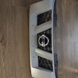 Nissan Xterra Grill 