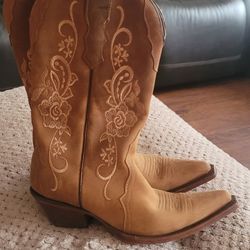 Womens Boots