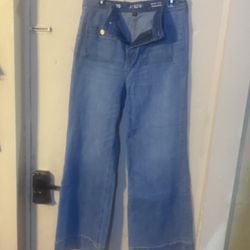 Women’s J Crew Wide Legged Jeans