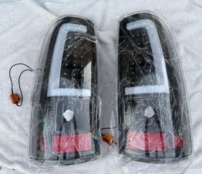 99-06 Chevy Silverado Sierra Black LED Bar Tail Lights