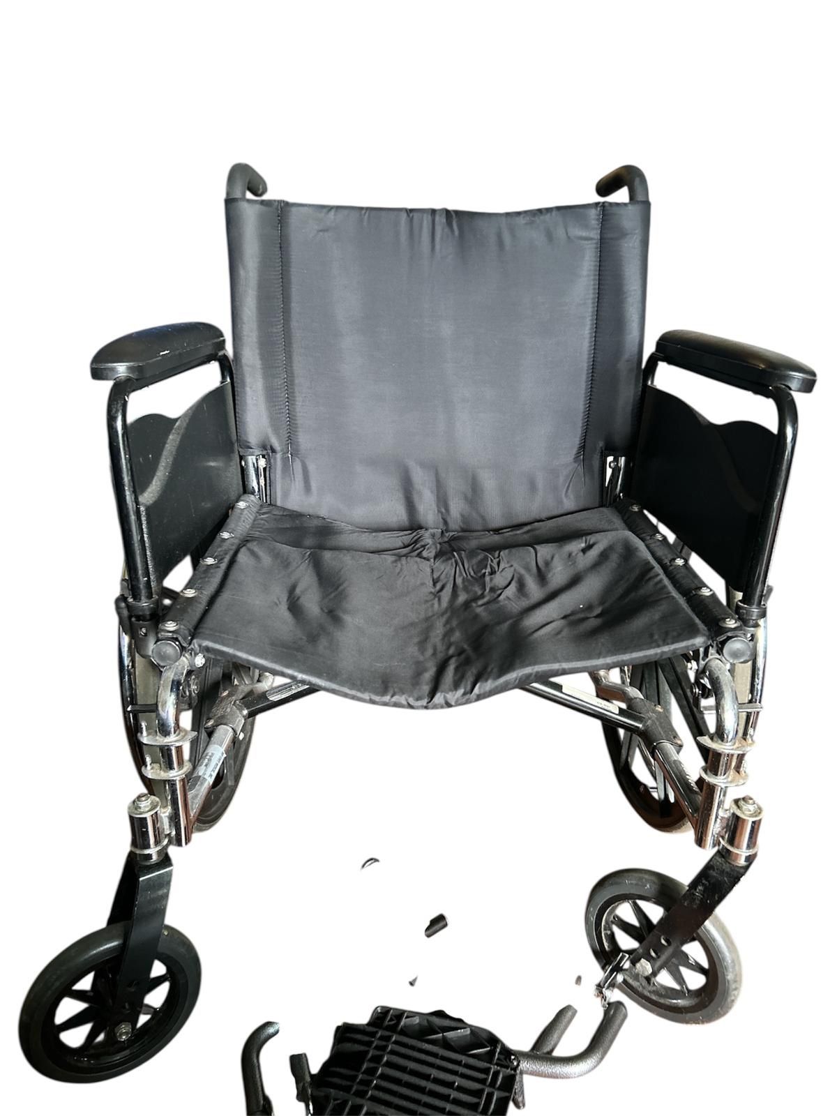 Silla de Ruedas Con Pedales Desmontables