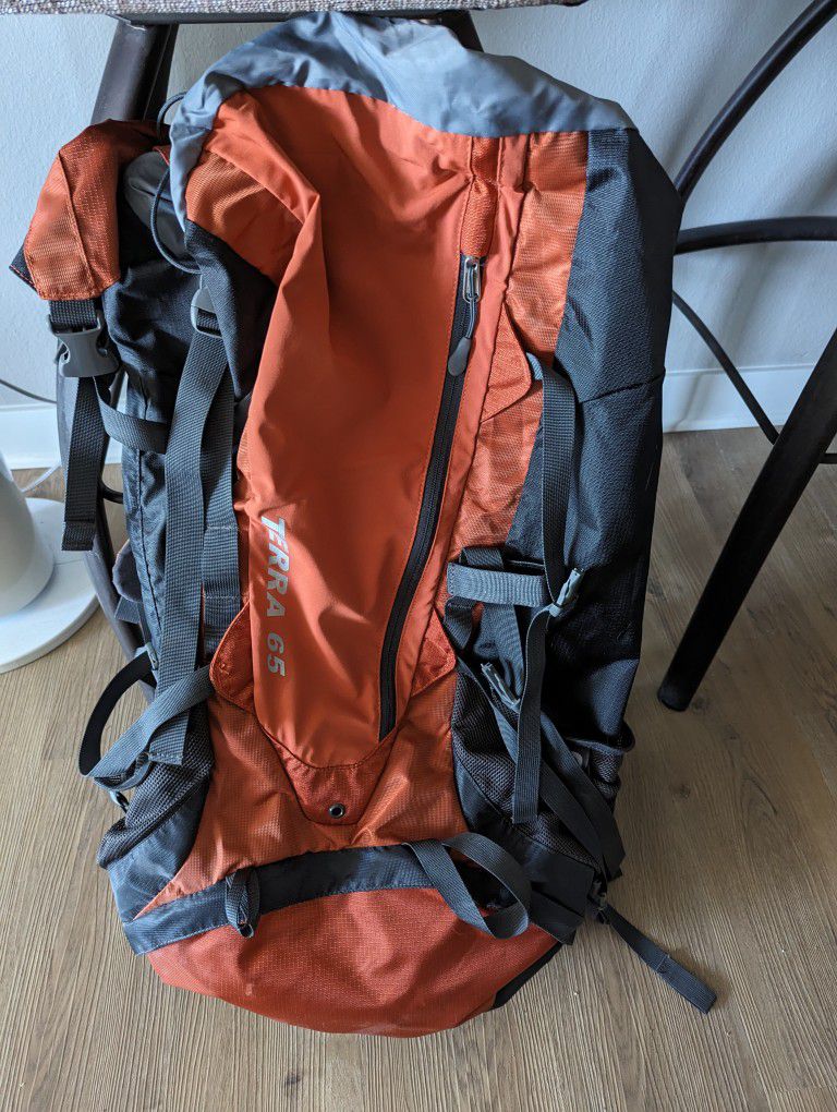 The North Face Terra 65 Backpacking 