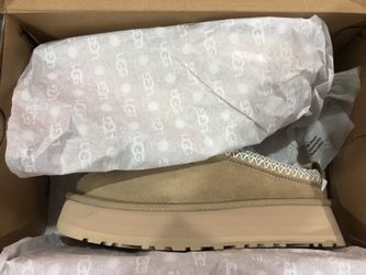 UGG Tazz Women’s Slippers Sand Sizes 7W, 8W