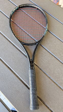 Diadem Nova + 100 Grip 4 3/8 #3  - Tennis Racket