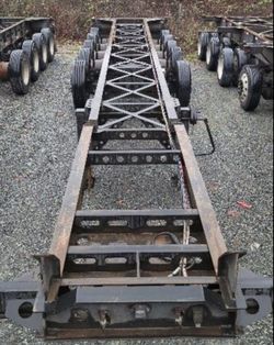 Container chassis for sale -4 axle Cheetah, Dion, Pratt, Chief