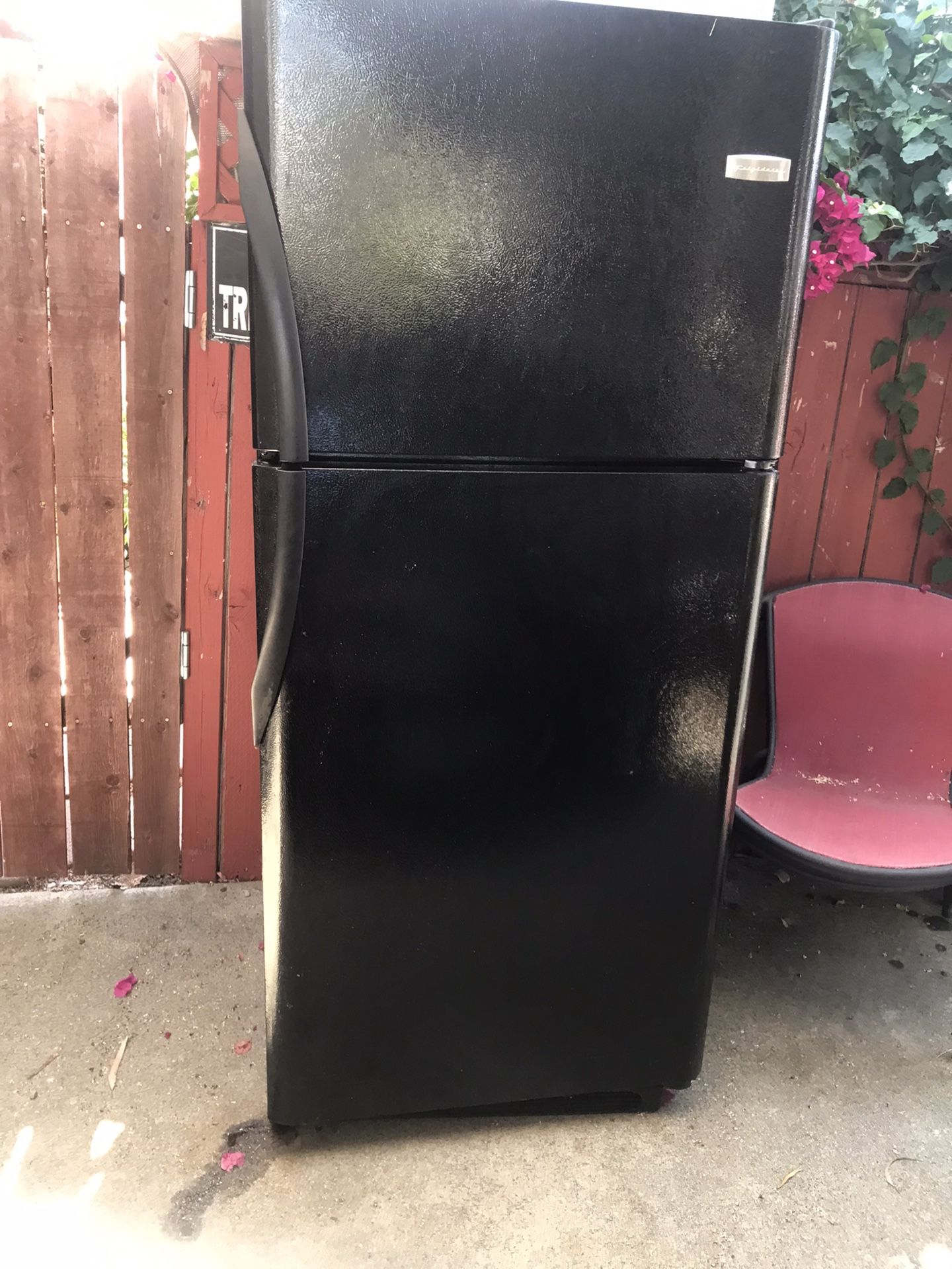 FREE Refrigerator -SOLD
