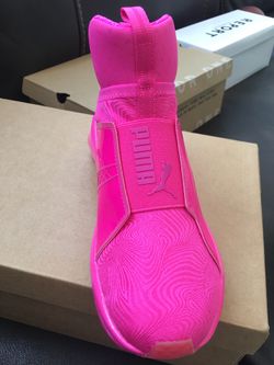 Puma (size 6)