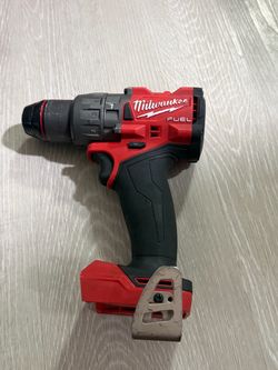 Milwaukee m18 hammer drill
