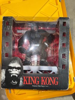 McFARLANE TOYS MOVIE MANIACS 3 KING KONG DELUXE BOX