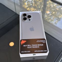 iPhone 15 Pro Max Att Cricket 256GB. Finance Available! 90 Day Warranty !