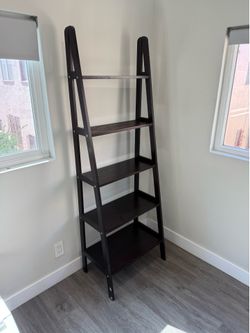 Bookshelf