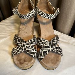 Sz 8.5W TOMS Ankle Strap Wedge Sandals