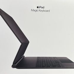 Magnetic Apple Magic Keyboard for iPad Air 13-inch - Black