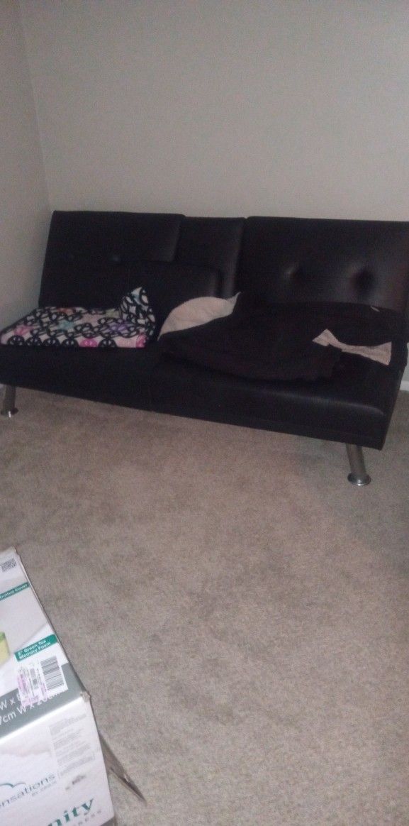 Brand New Black Leather Couch Folds In Bed