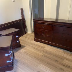 queen bed frame w box spring 