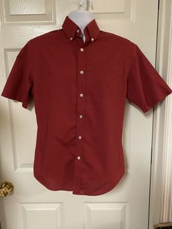 Croft and Barrow men’s size small button front shirt