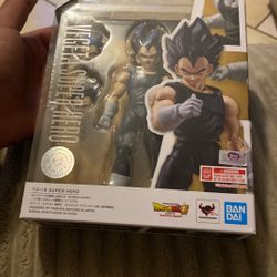 Vegeta Super Hero  