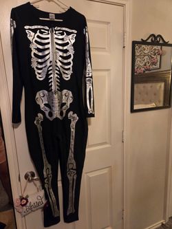 Skeleton costume size Large