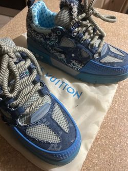 LV Shoes size 10