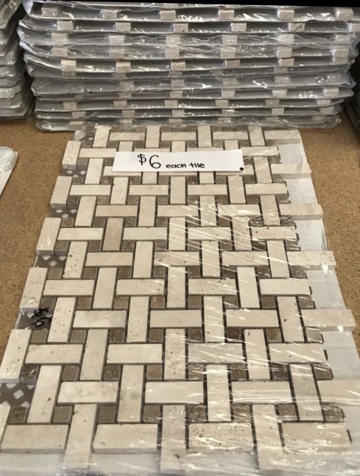 Jeffrey Court Butterfly Bay Pinwheel Travertine Mosaic Wall Tile