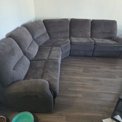 Couch w/ Recliners